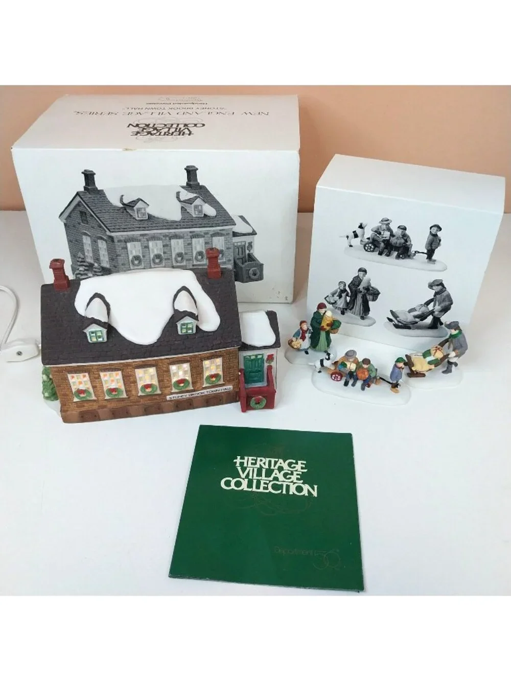 Department 56 New England Stoney Brook Town Hall 5644-8 & Market Day 5641-3